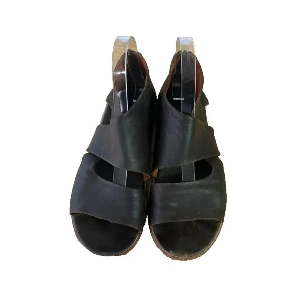 P.Monjo Sandals Women's Sandal 7.5 Brown Leather  Made in Spain Zip Summer